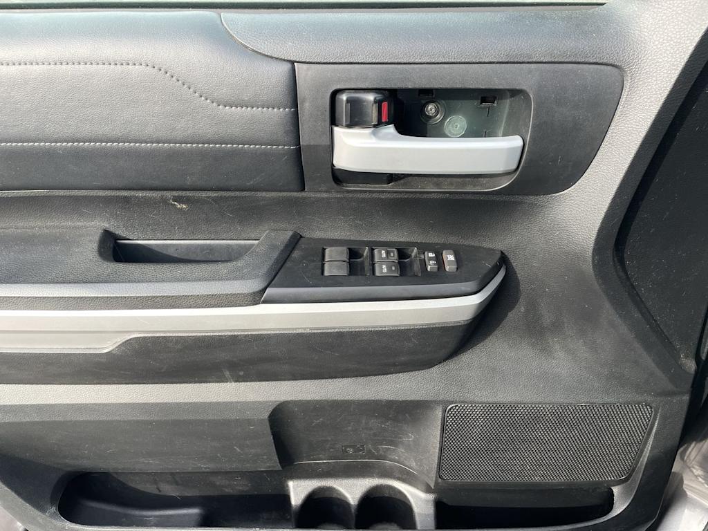 Thumbnail: 2017 Toyota Tundra - 36