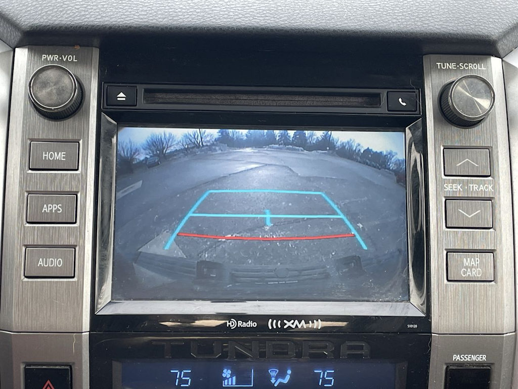 Thumbnail: 2017 Toyota Tundra - 31