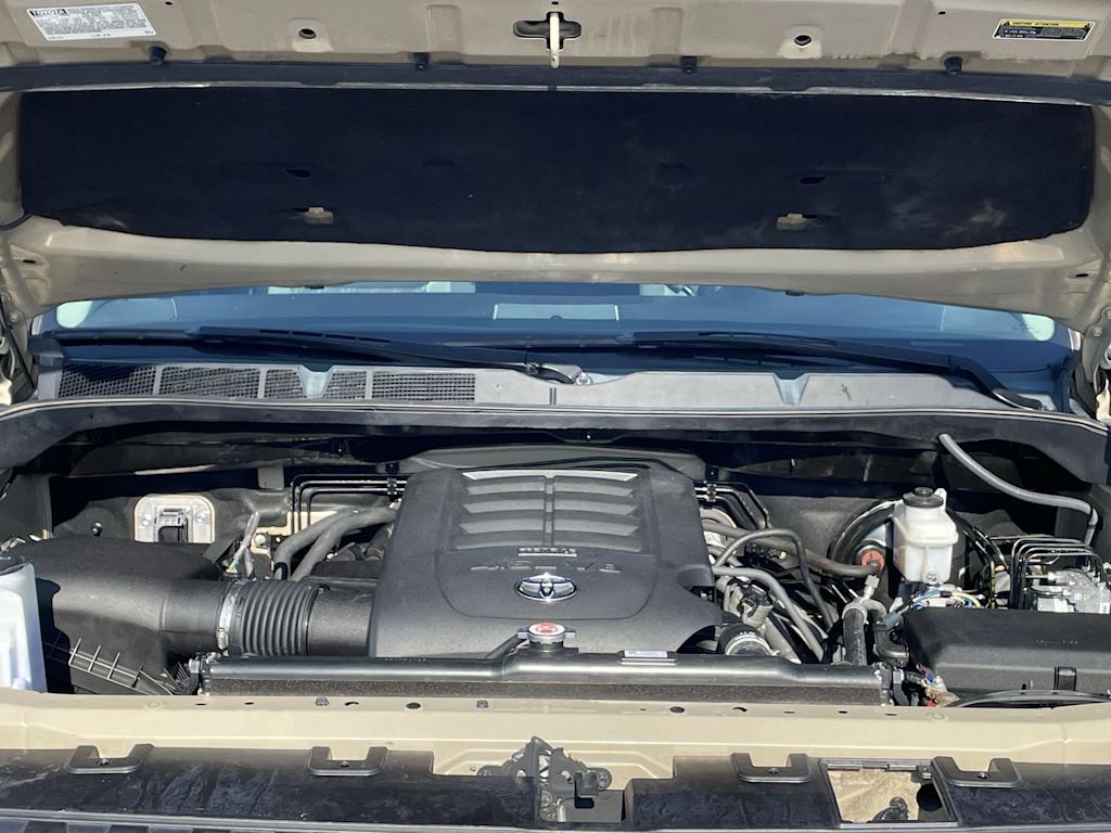 Thumbnail: 2019 Toyota Tundra - 8