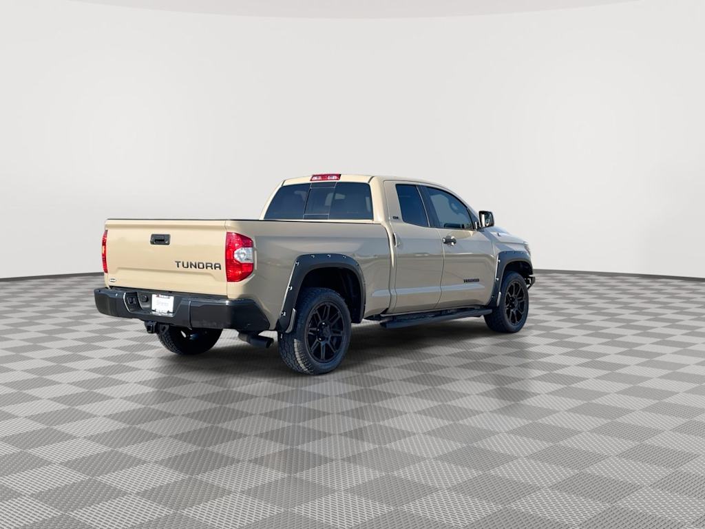 Thumbnail: 2019 Toyota Tundra - 16