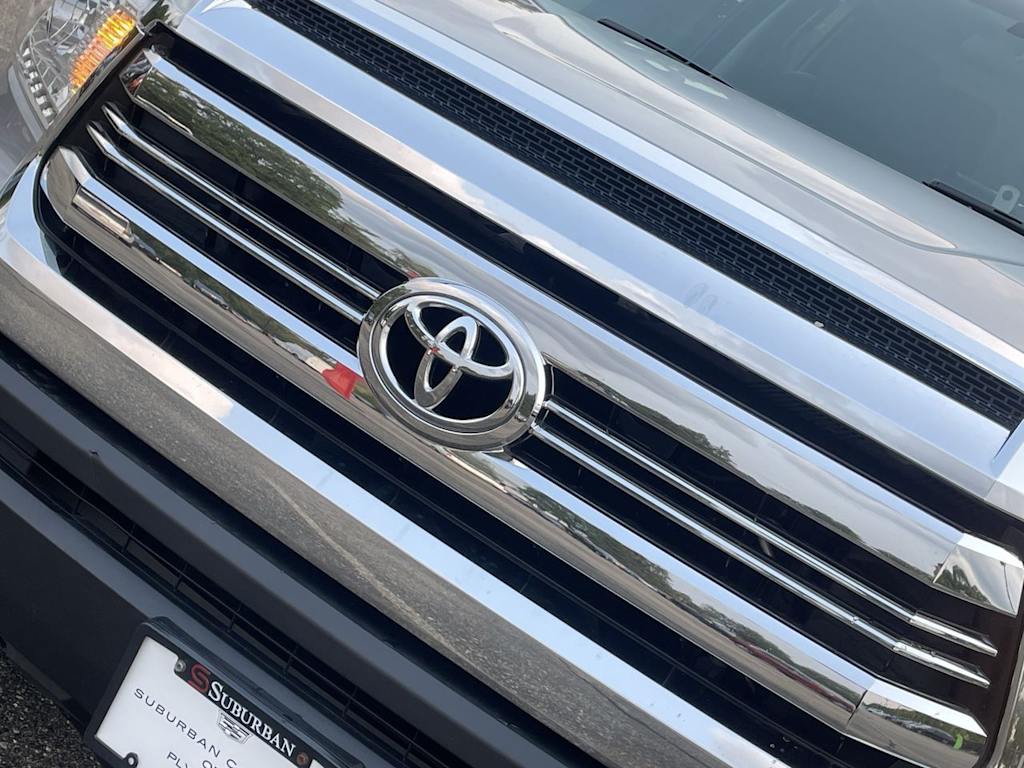 Thumbnail: 2017 Toyota Tundra - 6