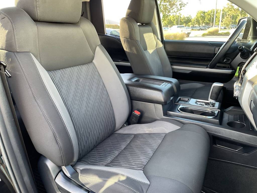 Thumbnail: 2017 Toyota Tundra - 11