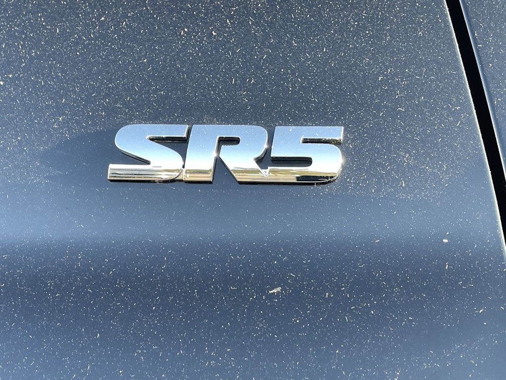 Thumbnail: 2017 Toyota Tundra - 37