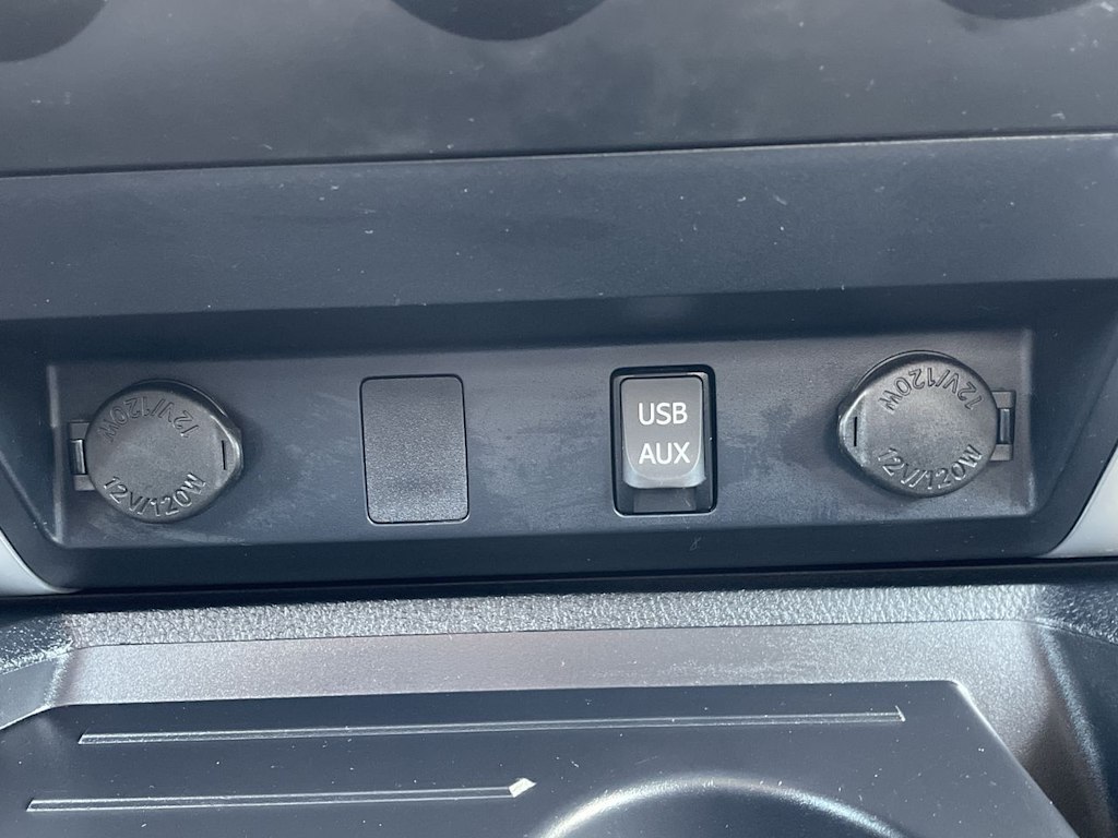 Thumbnail: 2017 Toyota Tundra - 29