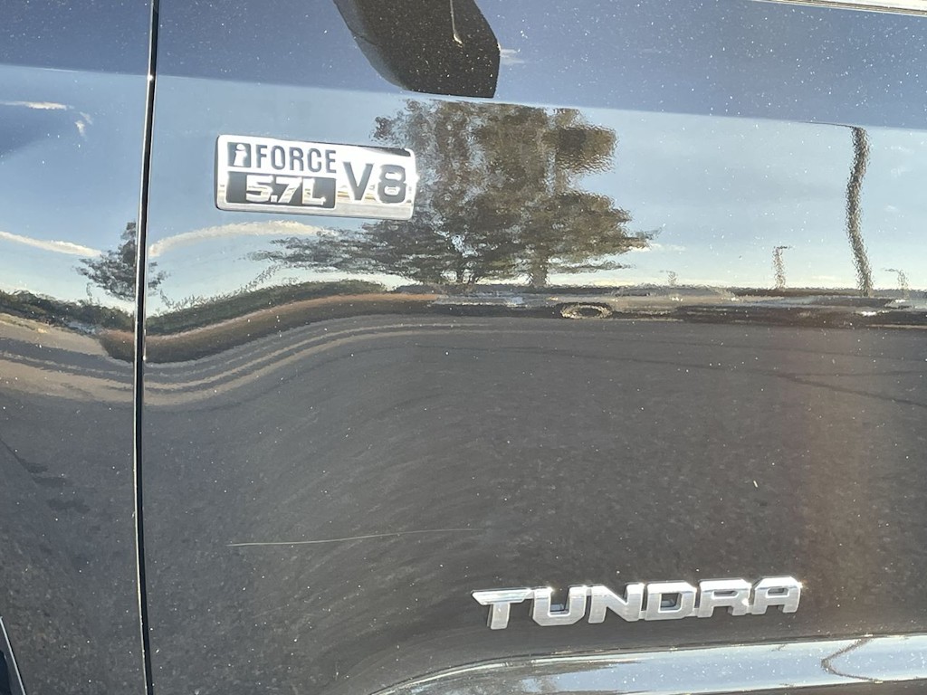 Thumbnail: 2017 Toyota Tundra - 36