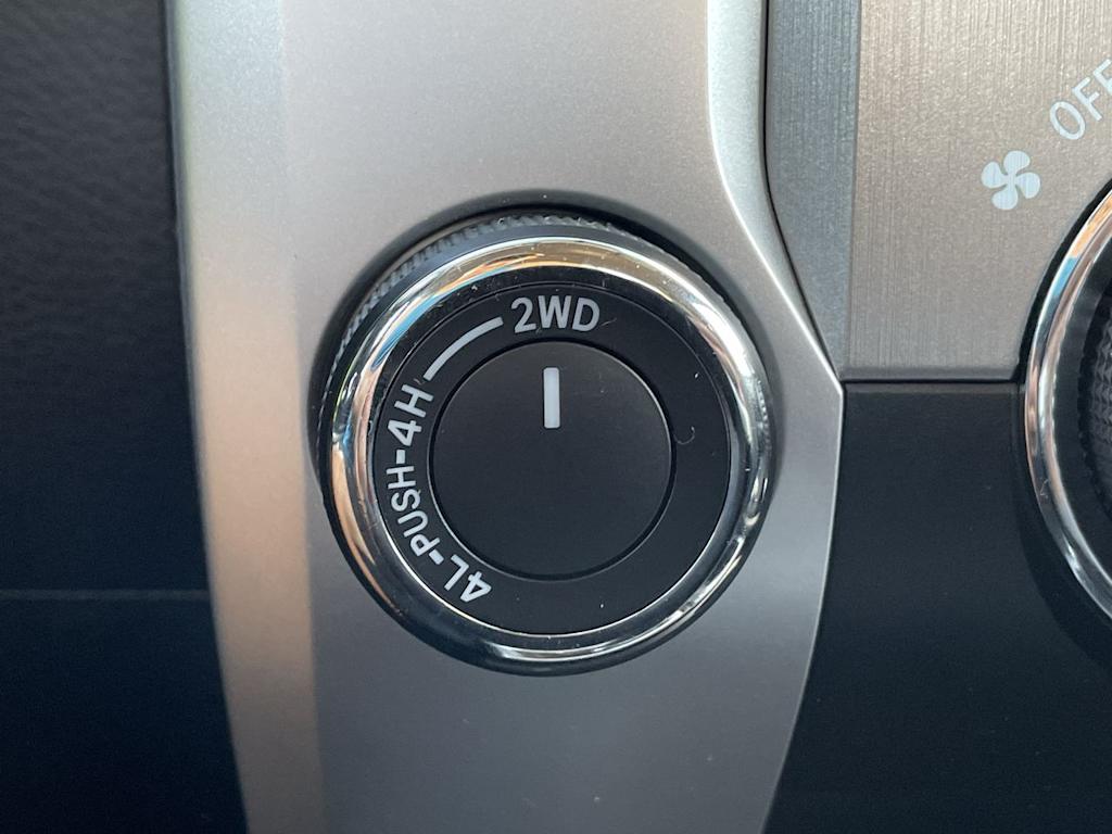 Thumbnail: 2017 Toyota Tundra - 32