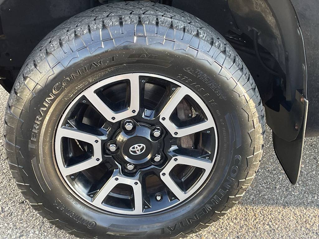 Thumbnail: 2017 Toyota Tundra - 7