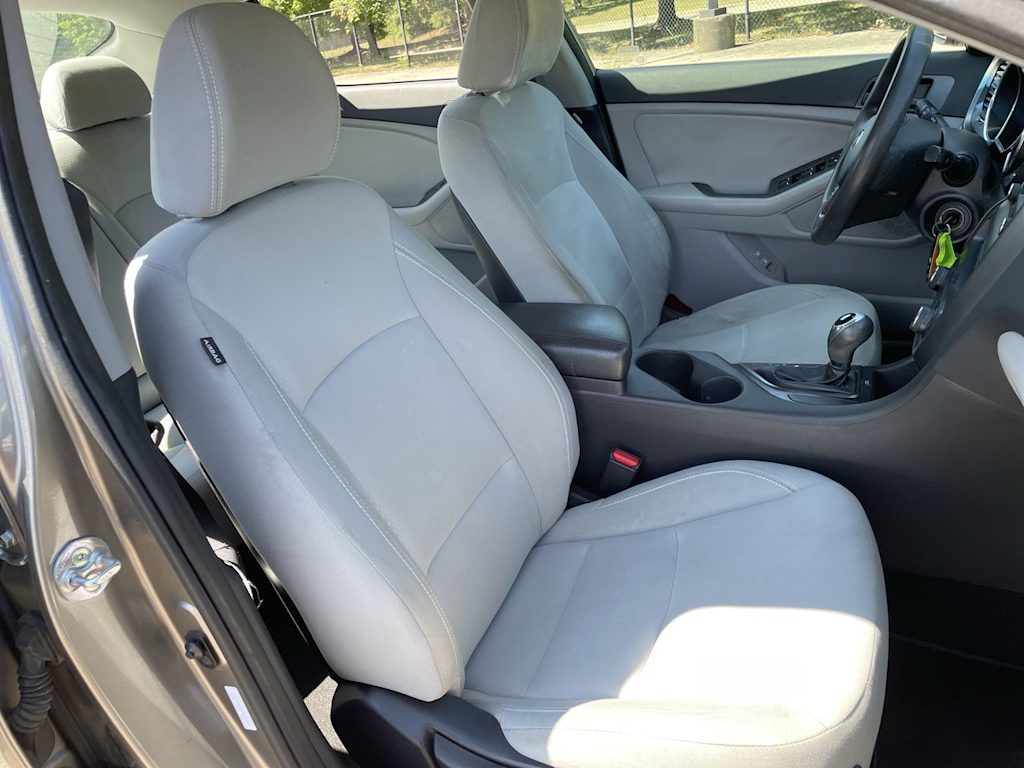 Thumbnail: 2013 Kia Optima - 10