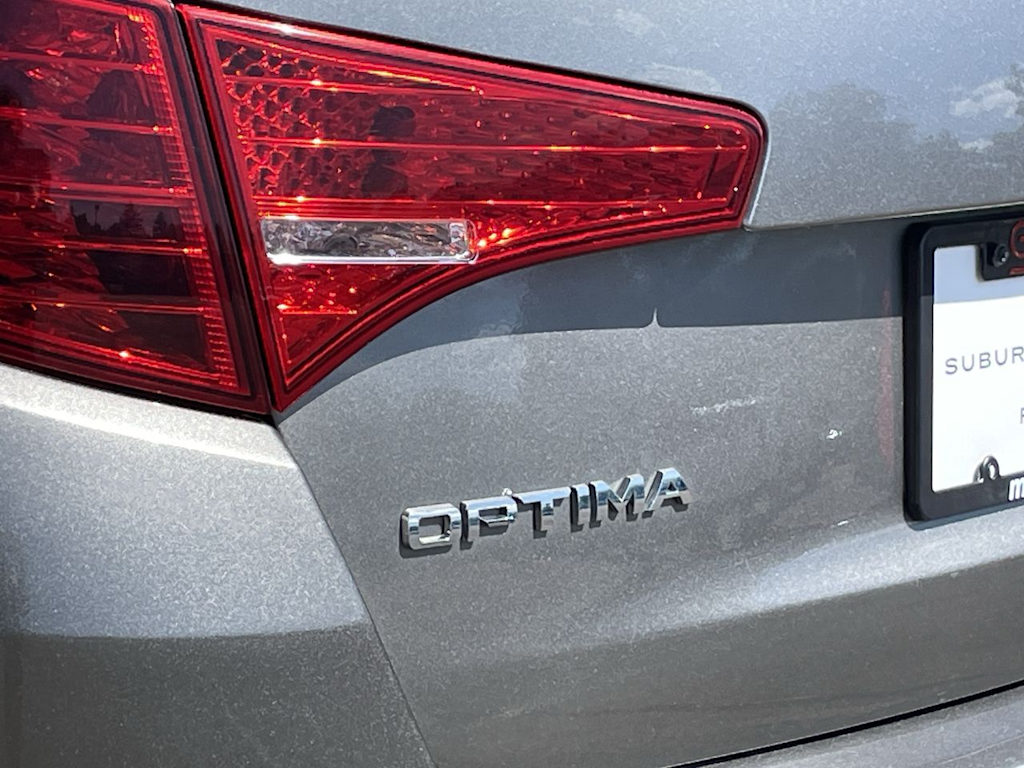 Thumbnail: 2013 Kia Optima - 32