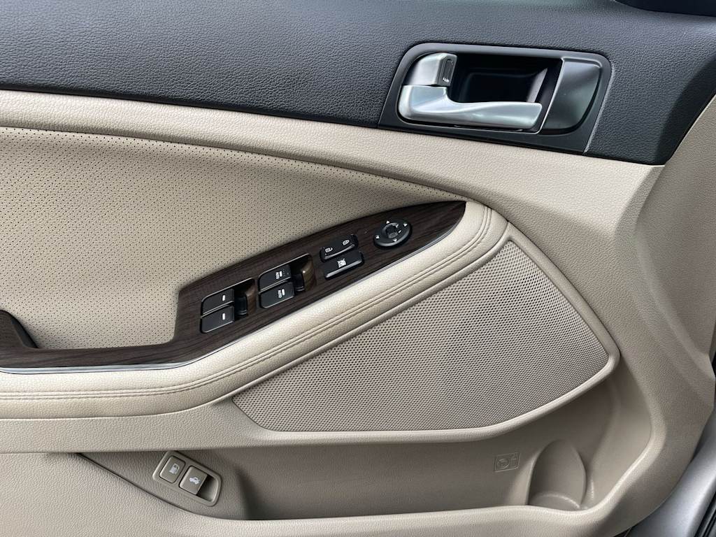 Thumbnail: 2015 Kia Optima - 30