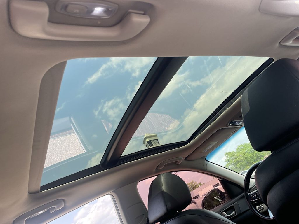 Thumbnail: 2019 Kia Optima - 28