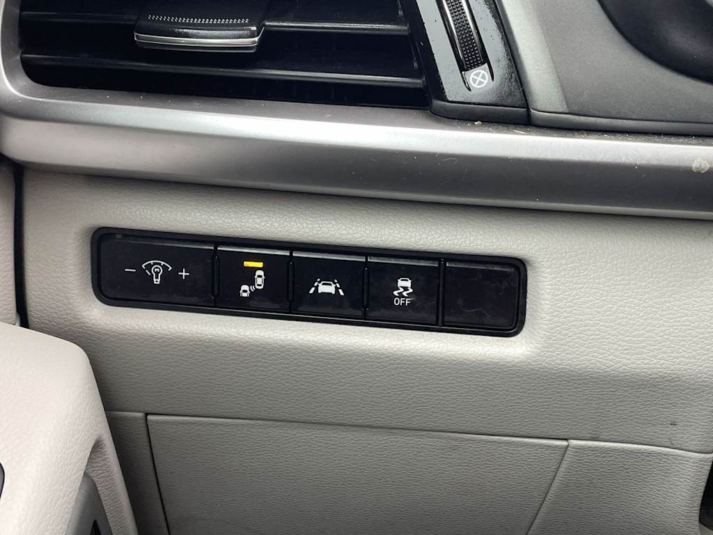 Thumbnail: 2021 Kia Telluride - 35