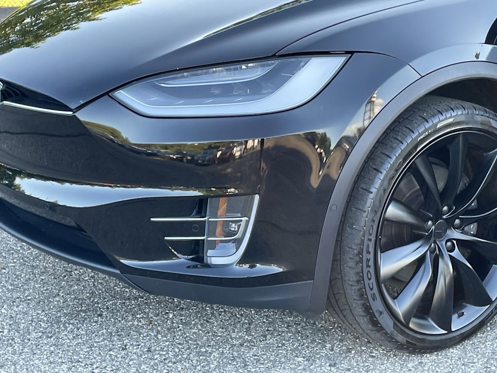 Thumbnail: 2020 Tesla Model X - 6