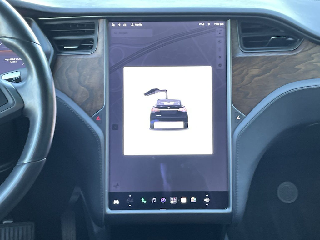 Thumbnail: 2020 Tesla Model X - 13