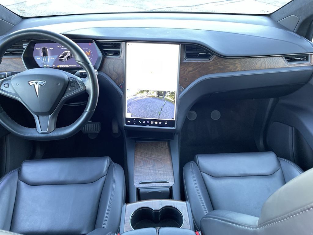 Thumbnail: 2020 Tesla Model X - 12