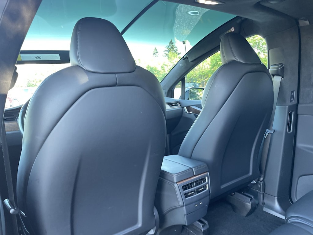 Thumbnail: 2020 Tesla Model X - 17