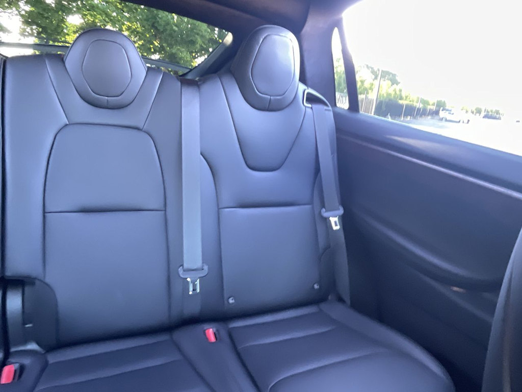Thumbnail: 2020 Tesla Model X - 27