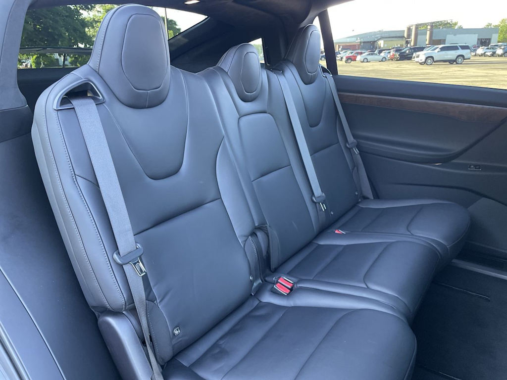 Thumbnail: 2020 Tesla Model X - 31