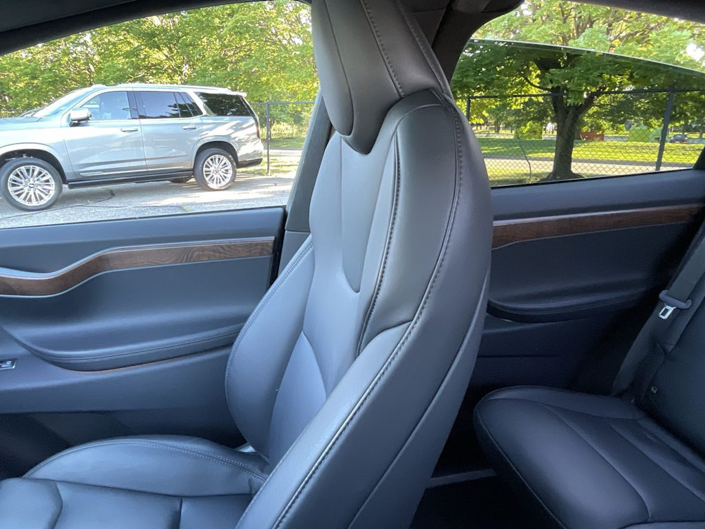 Thumbnail: 2020 Tesla Model X - 8