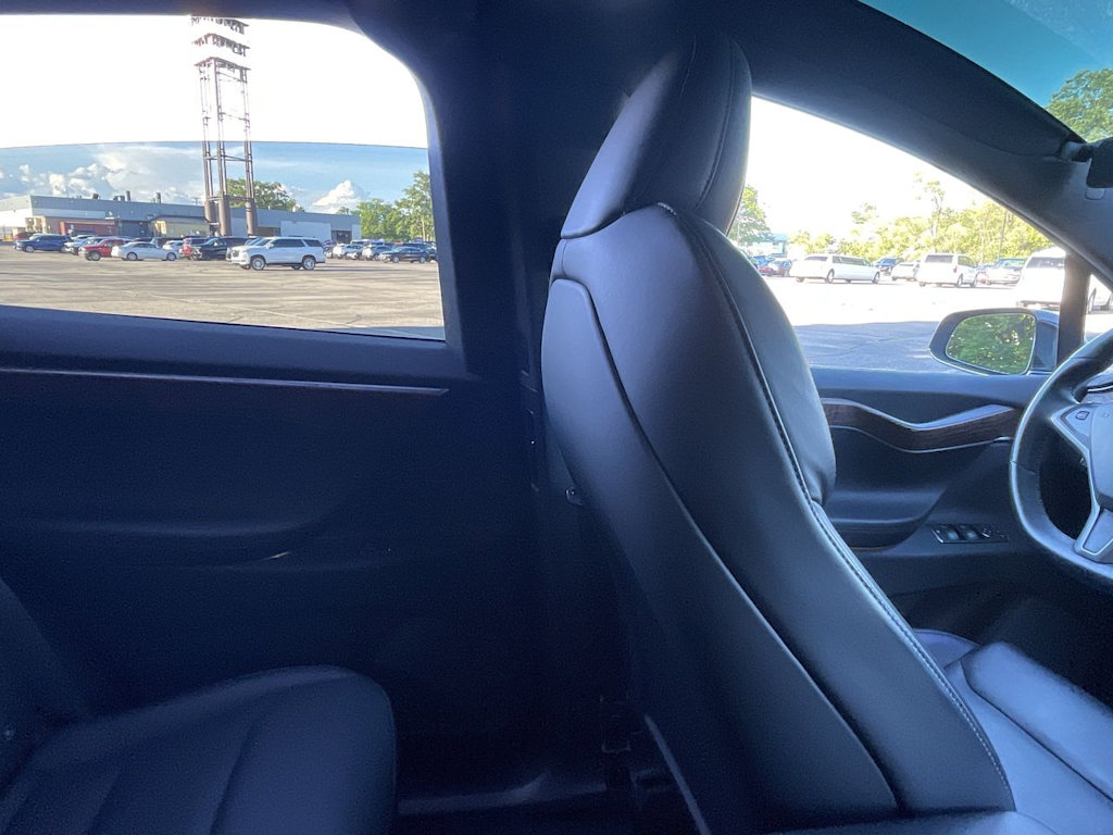 Thumbnail: 2020 Tesla Model X - 9