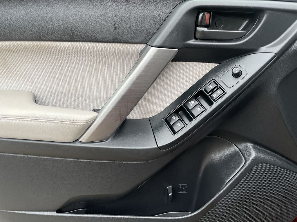 Thumbnail: 2016 Subaru Forester - 30