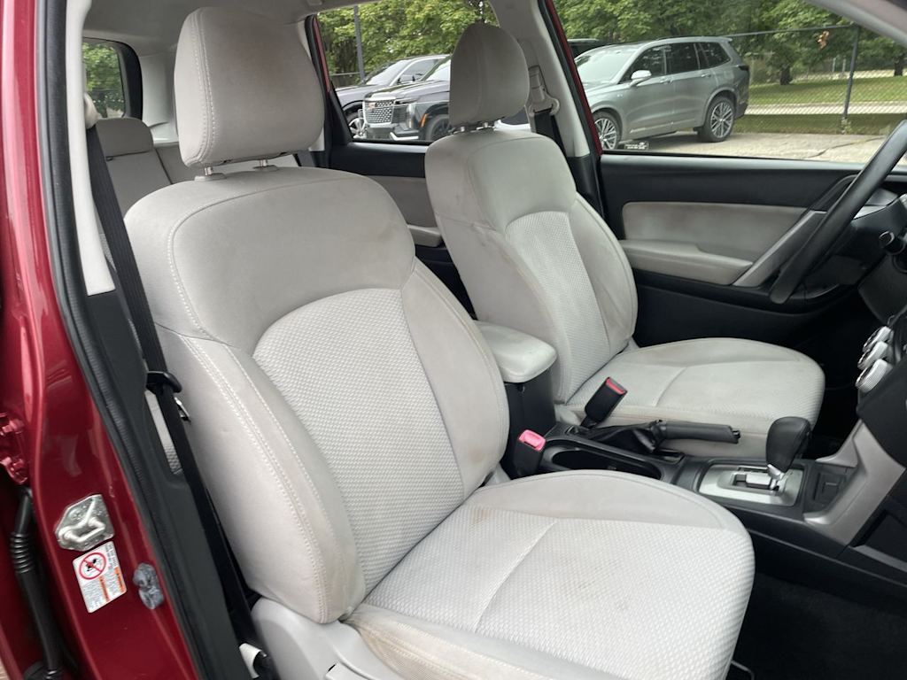 Thumbnail: 2016 Subaru Forester - 11