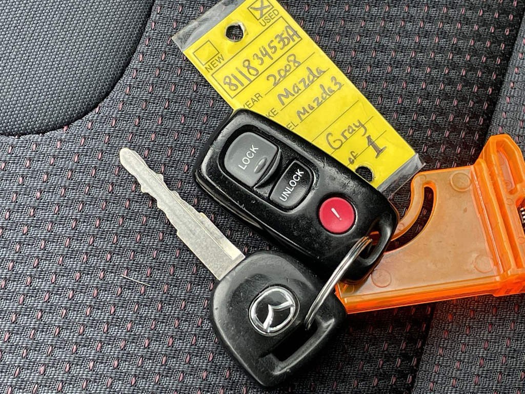 Thumbnail: 2008 Mazda Mazda3 - 28