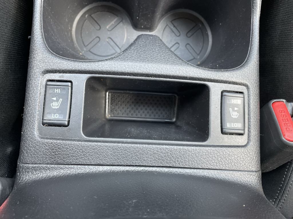 Thumbnail: 2021 Nissan Rogue Sport - 27