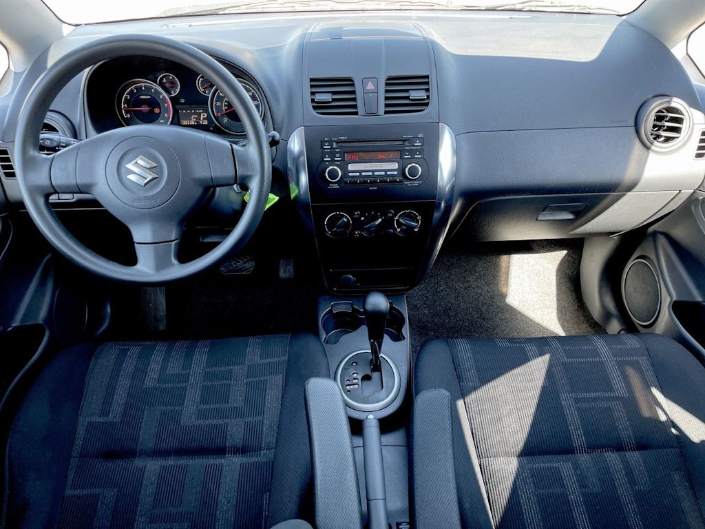 Thumbnail: 2010 Suzuki SX4 - 7