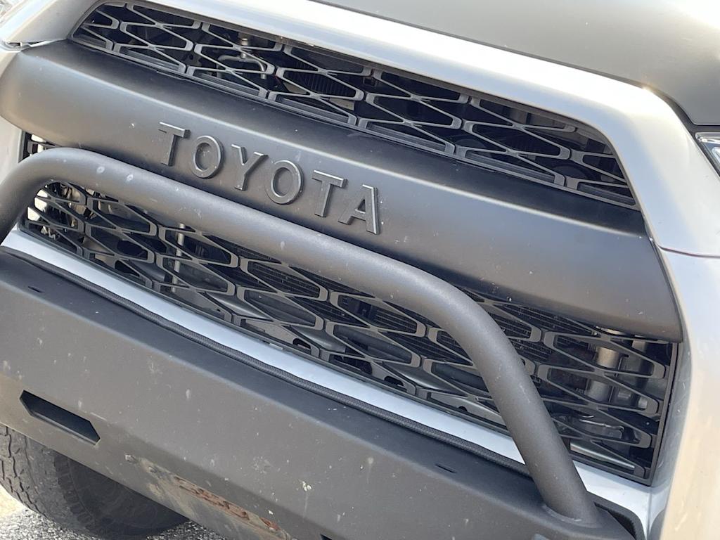 Thumbnail: 2016 Toyota 4Runner - 5