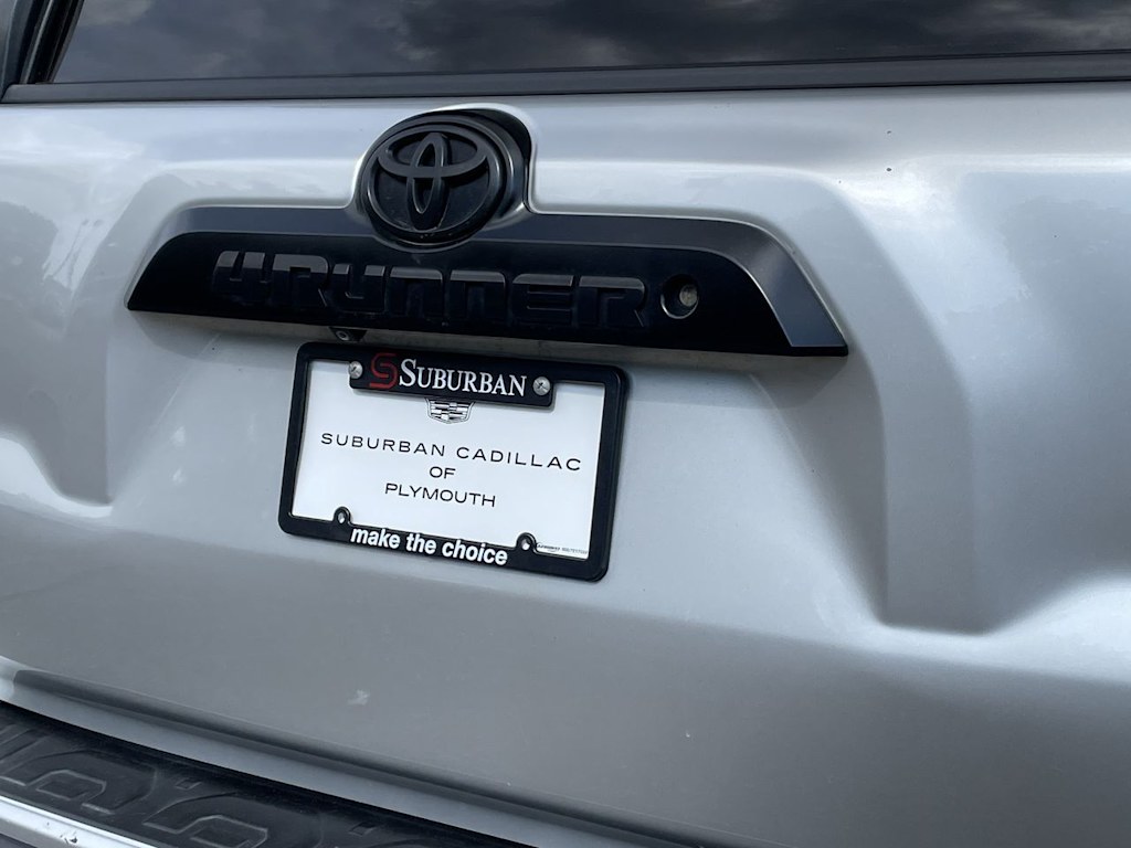 Thumbnail: 2016 Toyota 4Runner - 39