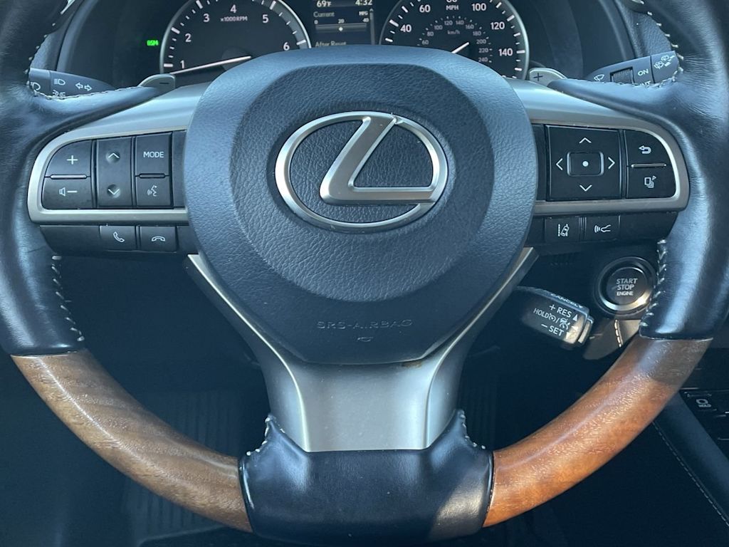 Thumbnail: 2022 Lexus RX - 24