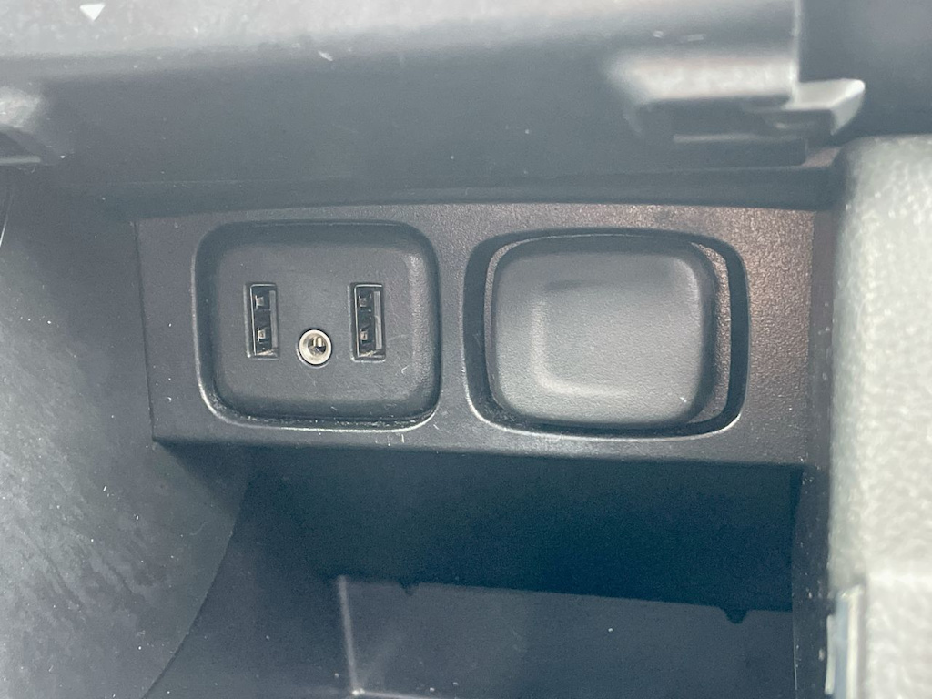 Thumbnail: 2019 Buick Encore - 31