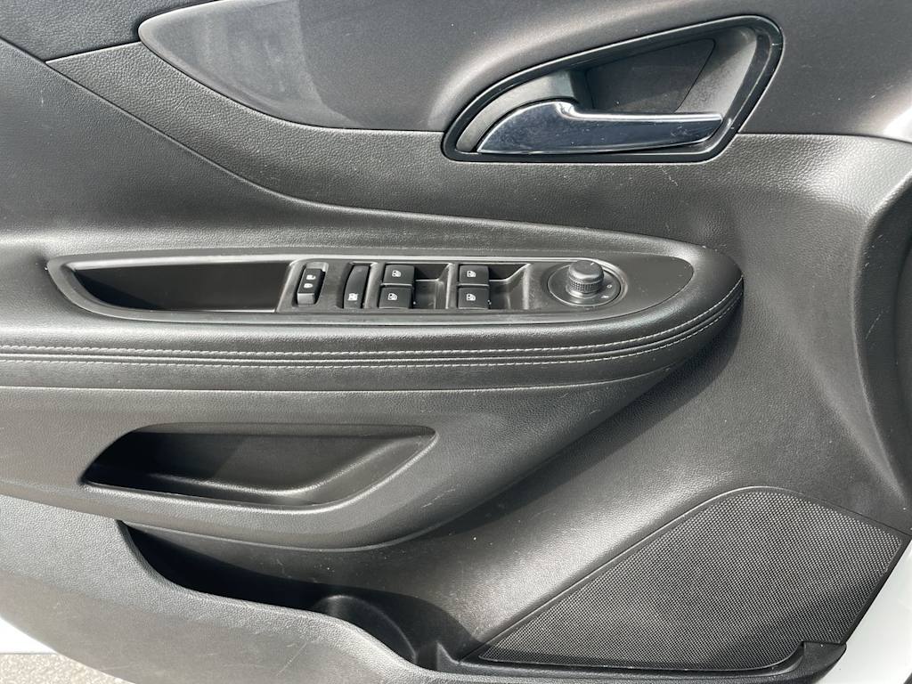 Thumbnail: 2019 Buick Encore - 35