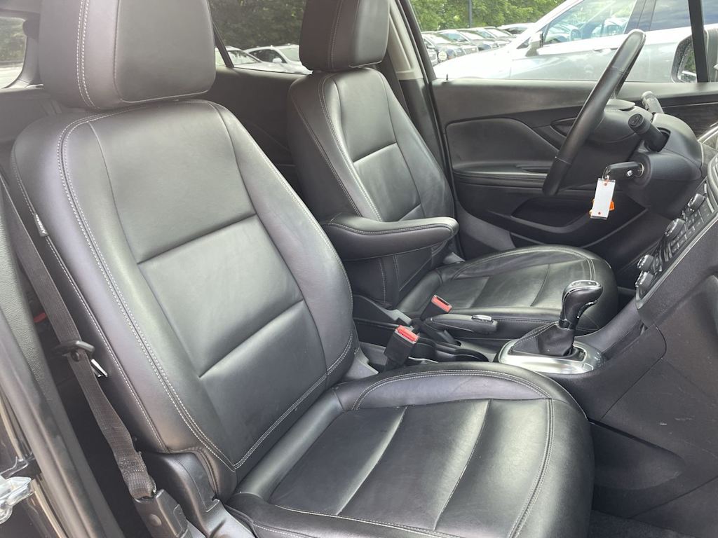 Thumbnail: 2016 Buick Encore - 10