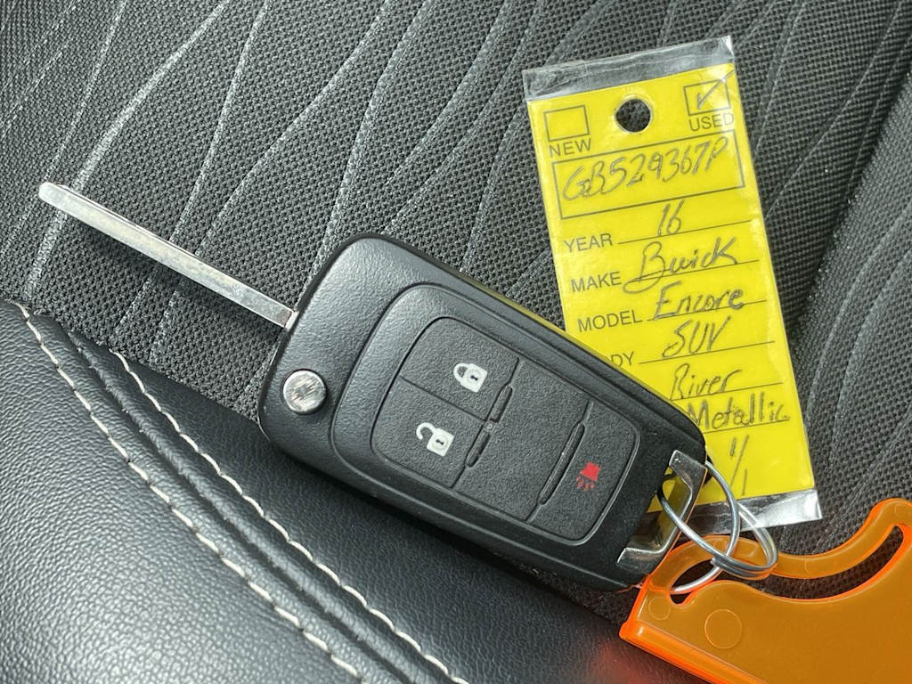 Thumbnail: 2016 Buick Encore - 40