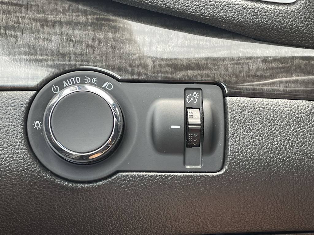Thumbnail: 2016 Buick Encore - 38
