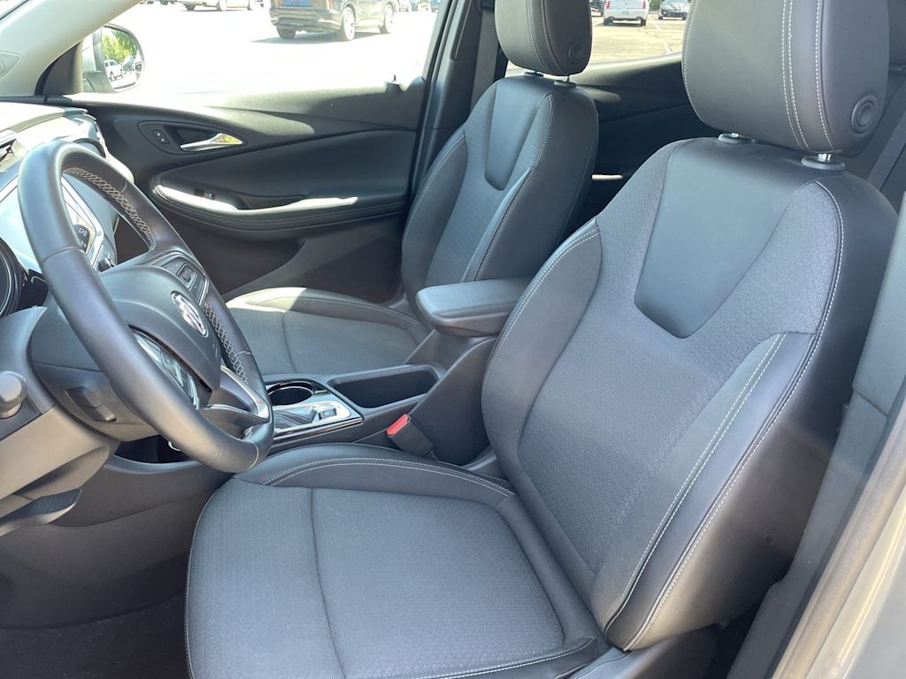 Thumbnail: 2023 Buick Encore GX - 10