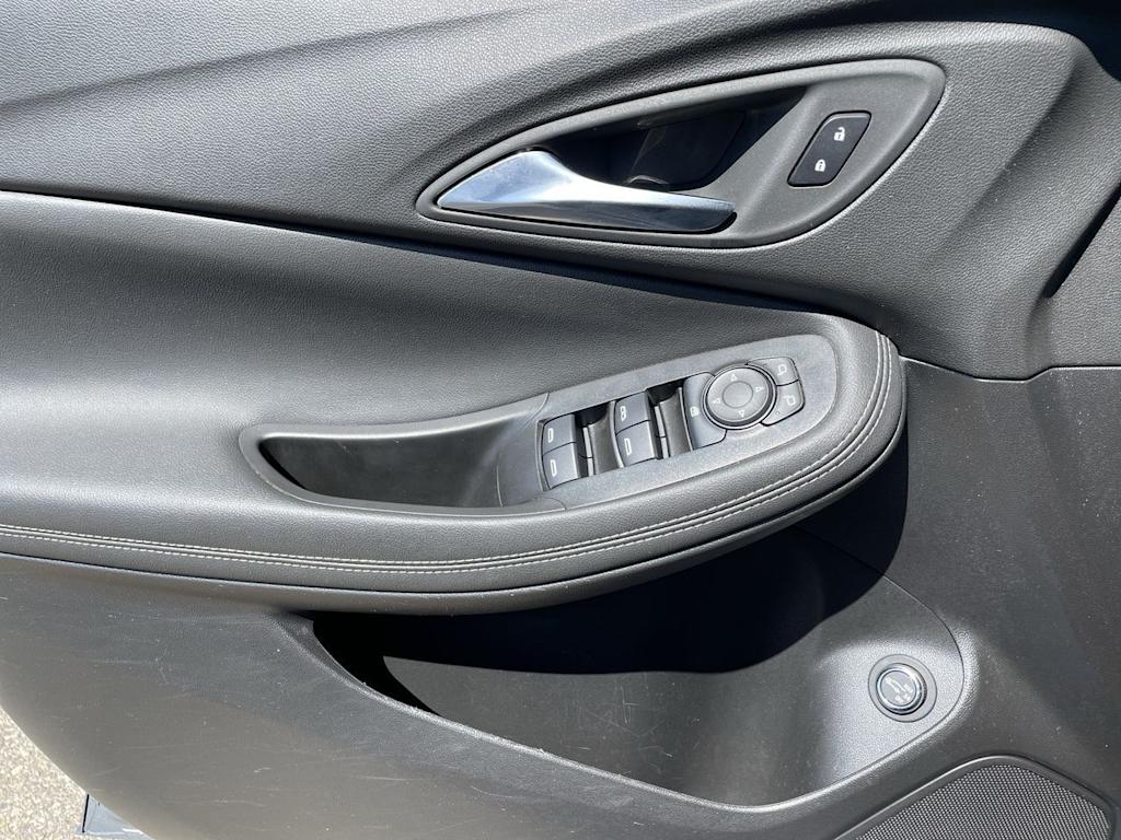 Thumbnail: 2023 Buick Encore GX - 36