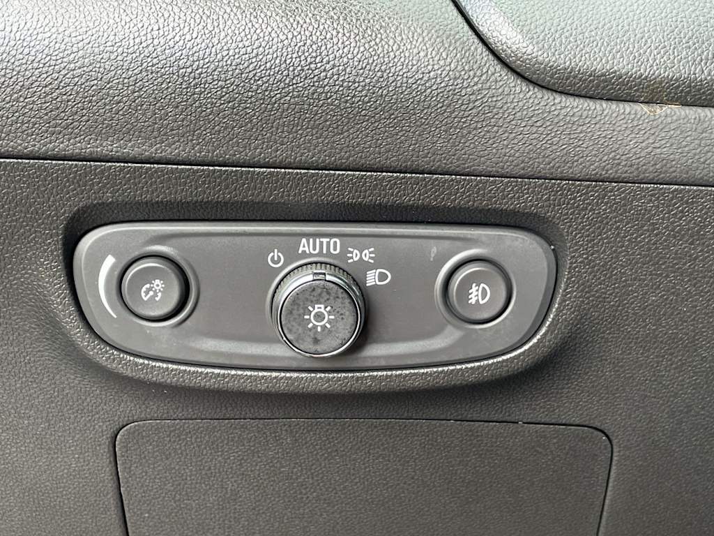 Thumbnail: 2023 Buick Encore GX - 35