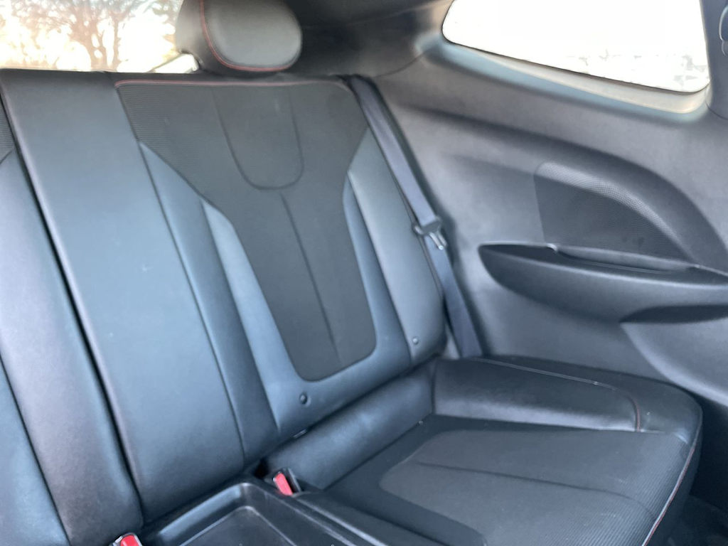 Thumbnail: 2019 Hyundai Veloster - 27