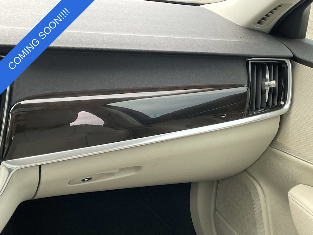 Thumbnail: 2018 Volvo S90 - 25