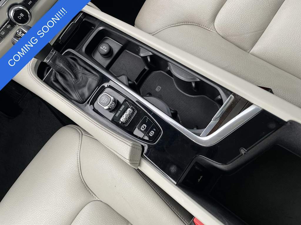 Thumbnail: 2018 Volvo S90 - 13