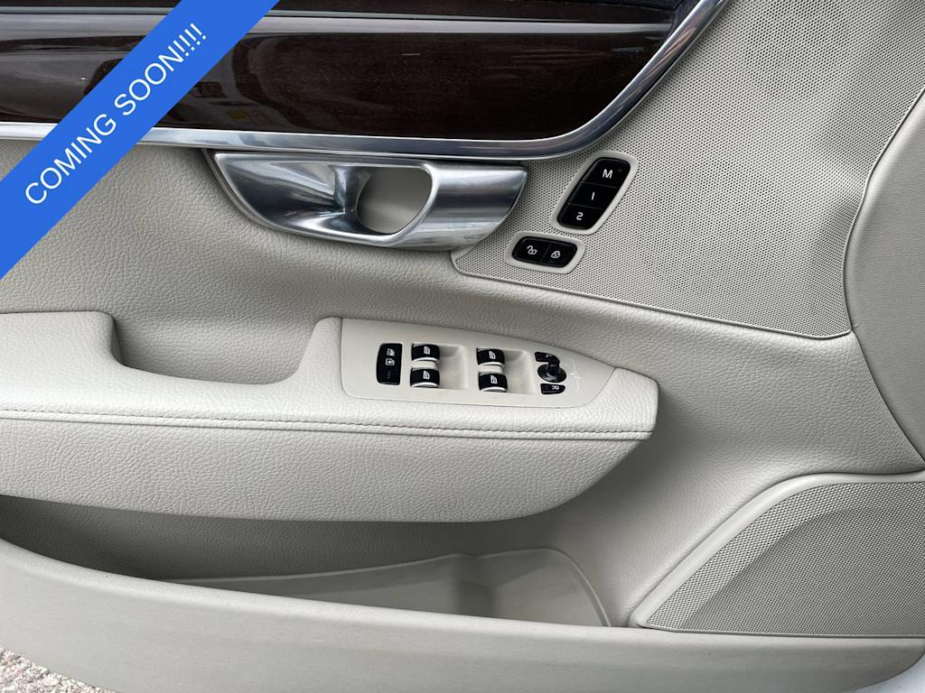 Thumbnail: 2018 Volvo S90 - 34
