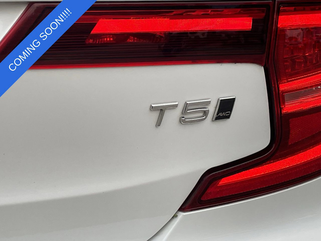 Thumbnail: 2018 Volvo S90 - 37