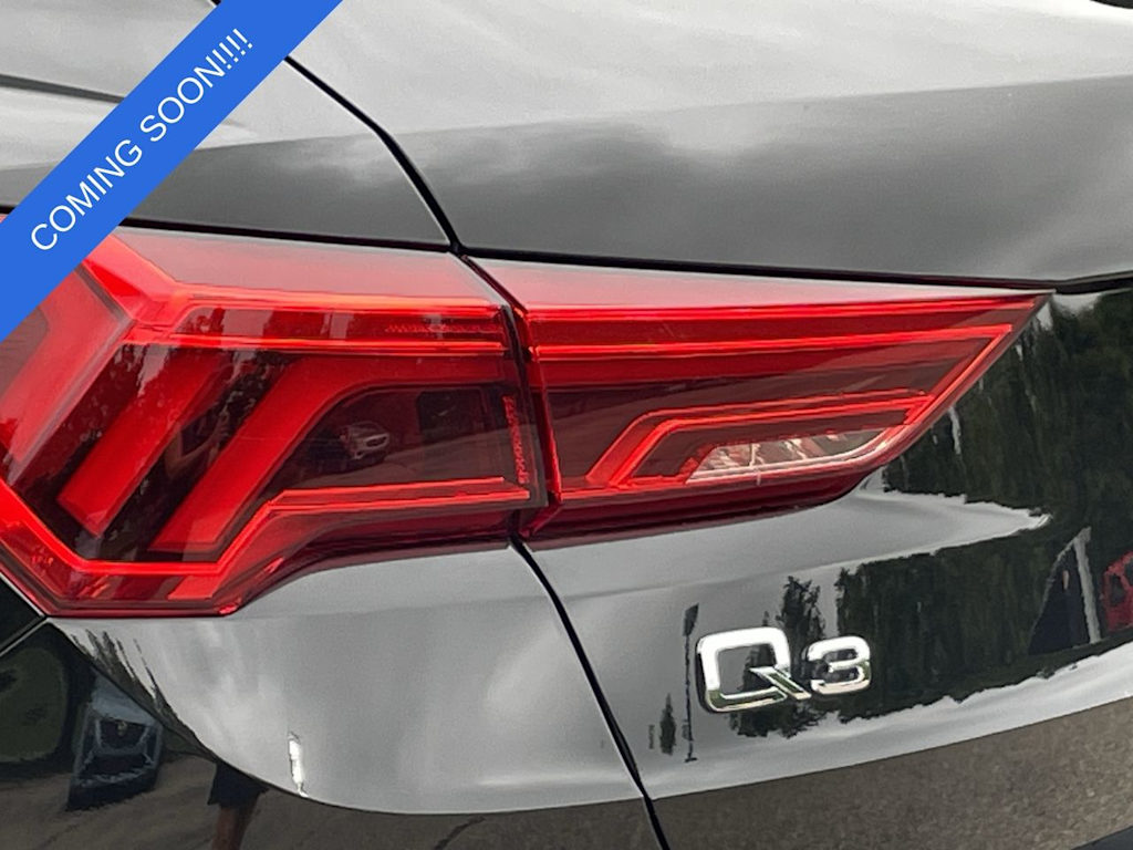 Thumbnail: 2025 Audi Q3 - 37