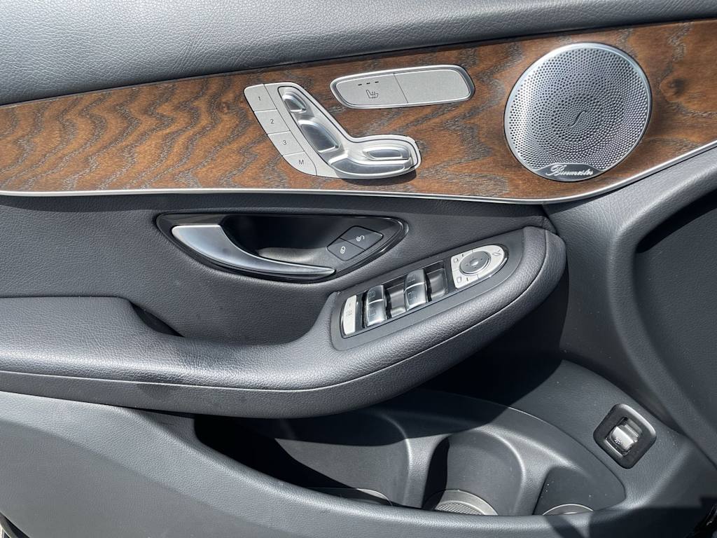 Thumbnail: 2019 Mercedes-Benz GLC - 37