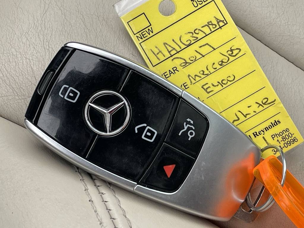 Thumbnail: 2017 Mercedes-Benz E-Class - 16