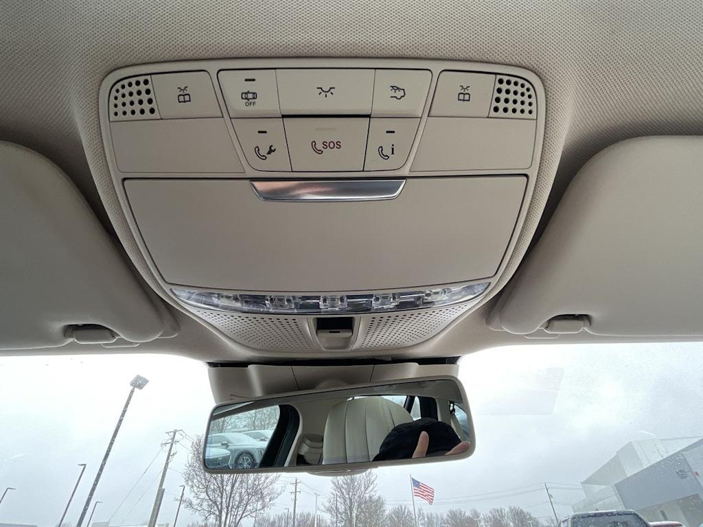 Thumbnail: 2017 Mercedes-Benz E-Class - 36