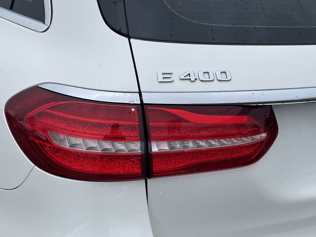 Thumbnail: 2017 Mercedes-Benz E-Class - 39